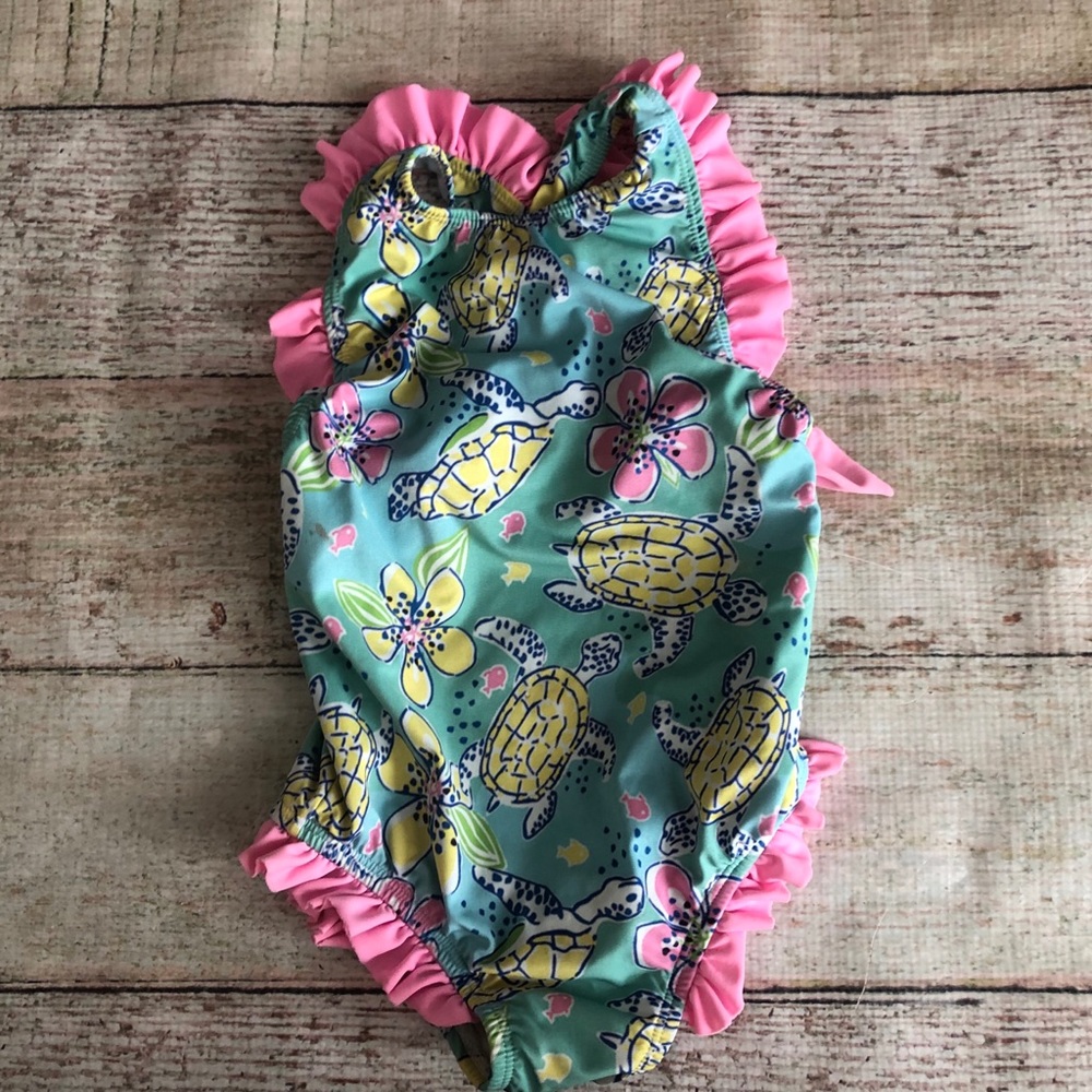 Posh Pickle Swimsuit EUC 4t Turtles